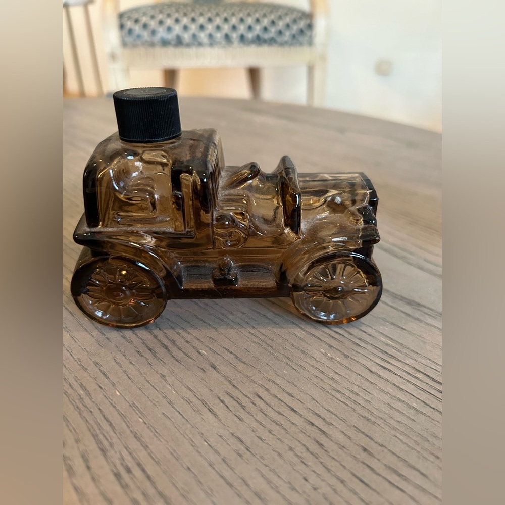 AVON Vintage Tai  Winds After Shave Car Bottle (empty)